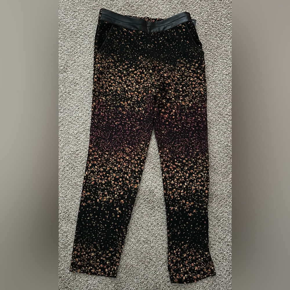 New with tags Jessica Simpson Achilles Floral Skinny Pants.Small